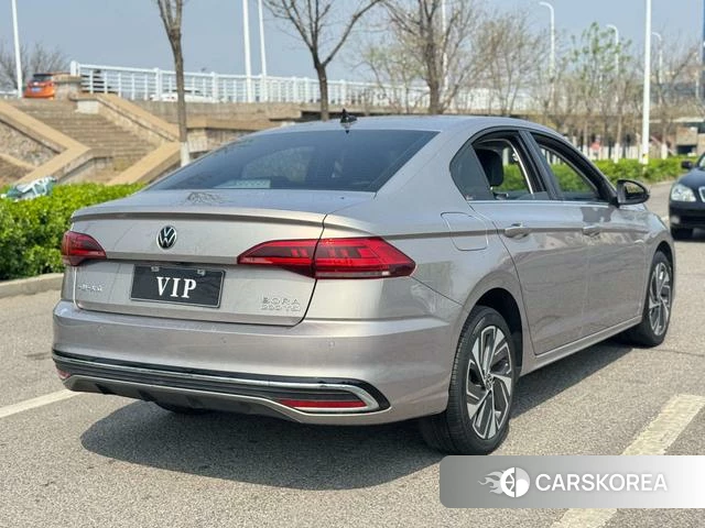 Volkswagen Bora id 4272354 из Китая 11