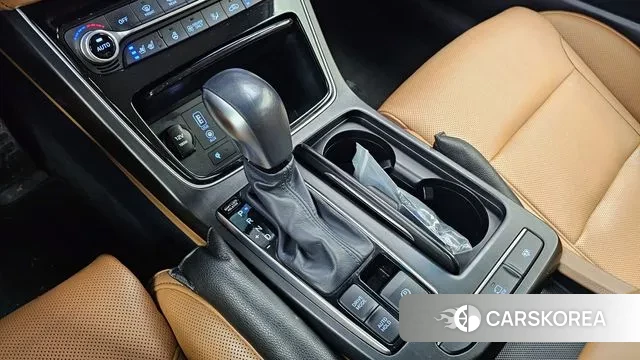 Hyundai Grandeur IG Hybrid id 3233772 из Кореи 19