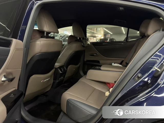Lexus ES id 4314034 из Китая 10