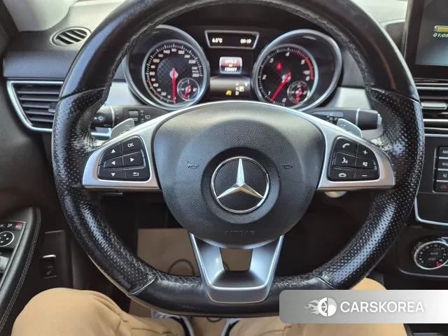 Mercedes-Benz GLE - Class W166 id 3757097 из Кореи 19