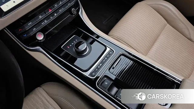 Jaguar XF (X260) id 3193729 из Кореи 19