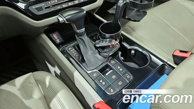 Kia The New Carnival id 2347063 из Кореи 19