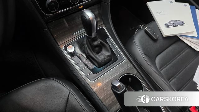 Volkswagen The New Passat id 3820864 из Кореи 19