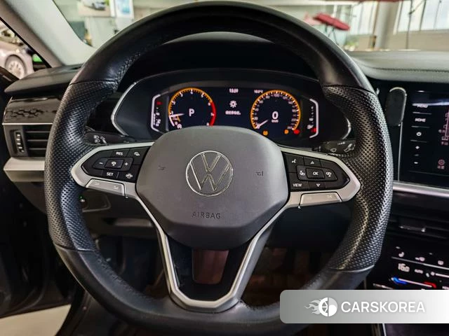Volkswagen Passat id 4238590 из Китая 27