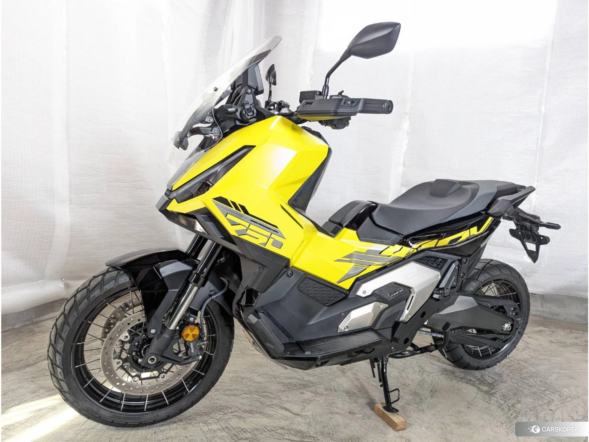 Проданный Honda X-ADV 750 id 4184884 из Японии, фото 10