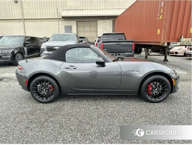 Mazda MX-5 id 4239564 из Китая 9
