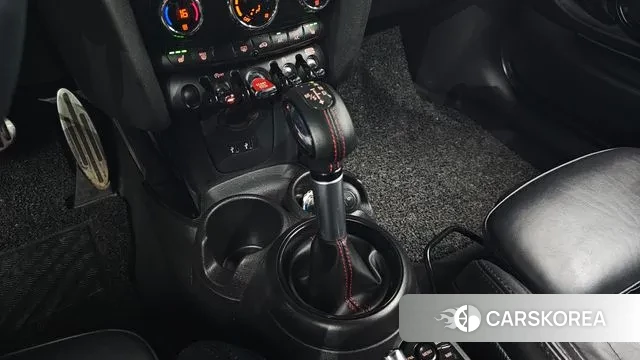 Mini Cooper S id 3144873 из Кореи 19