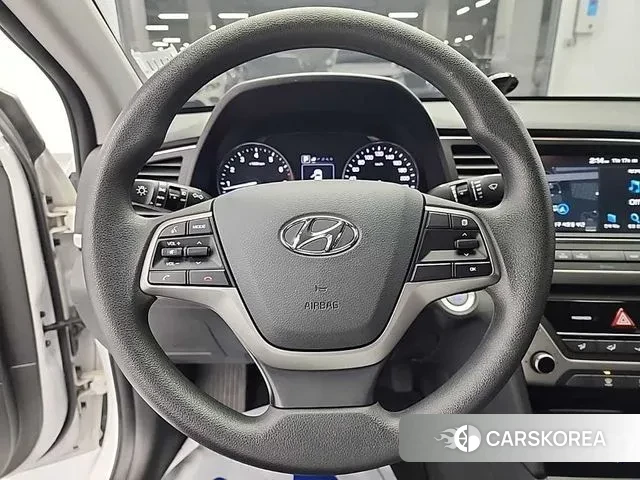Hyundai Avante AD id 3375182 из Кореи 17
