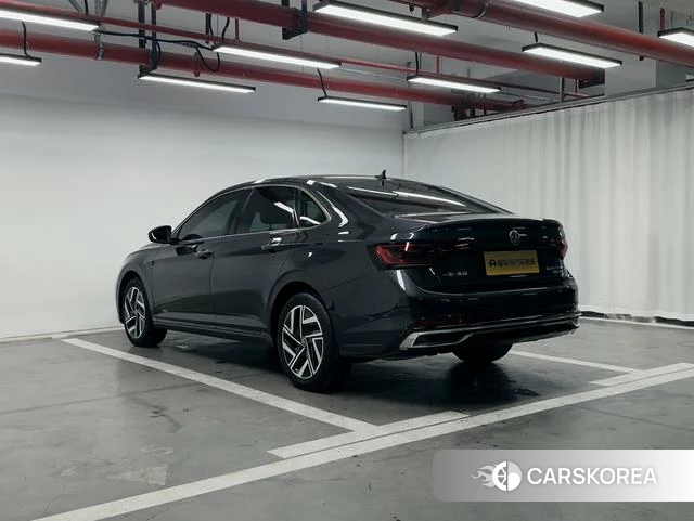 Volkswagen Sagitar id 4297420 из Китая 19