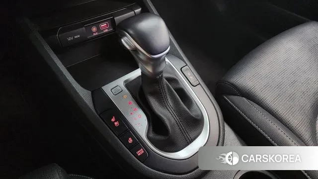 Kia Come New K3 id 3368899 из Кореи 19