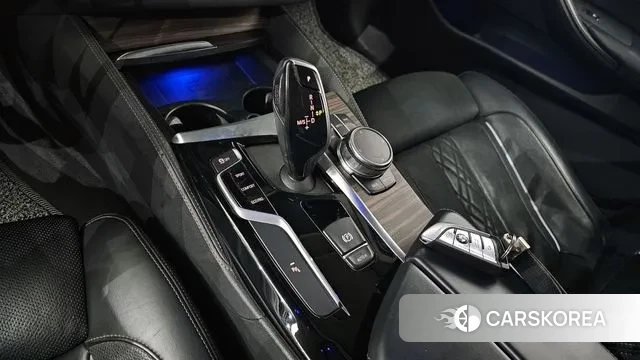 BMW 5 Series (G30) id 3004764 из Кореи 19