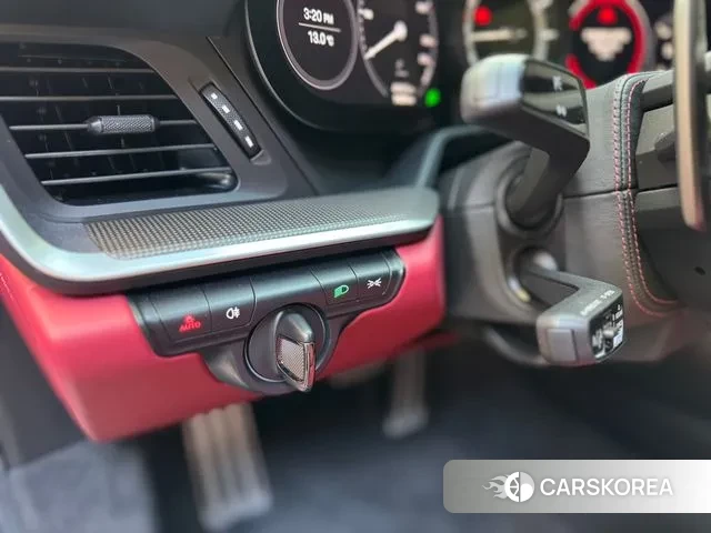 Porsche 911(992) id 3371910 из Кореи 19