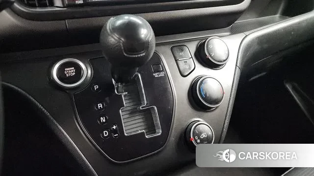 Kia The New Kia Ray id 3625028 из Кореи 19