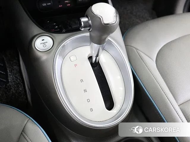 Kia Soul EV id 3239132 из Кореи 19