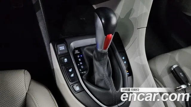 Hyundai Veloster (JS) id 2876808 из Кореи 19