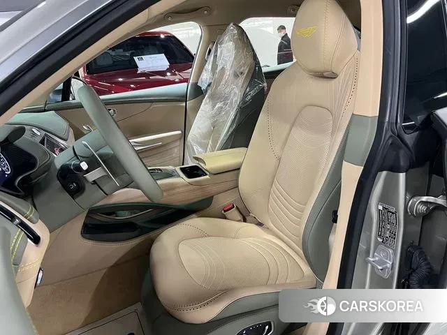 Aston Martin DBX id 2901020 из Кореи 18