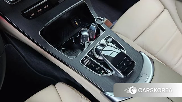 Mercedes-Benz C-Class W205 id 4245169 из Кореи 29