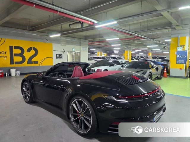 Porsche 911(992) id 3839733 из Кореи 19