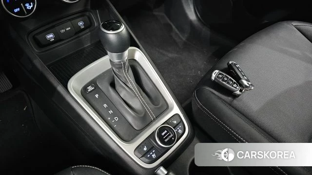 Hyundai Venue id 4315845 из Кореи 19