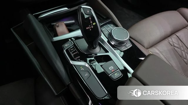 BMW 5 Series (G30) id 3911958 из Кореи 19