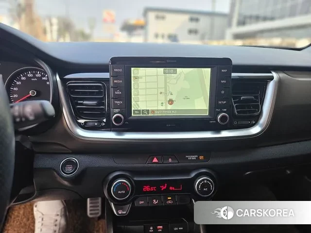 Kia Stonic id 3779067 из Кореи 19