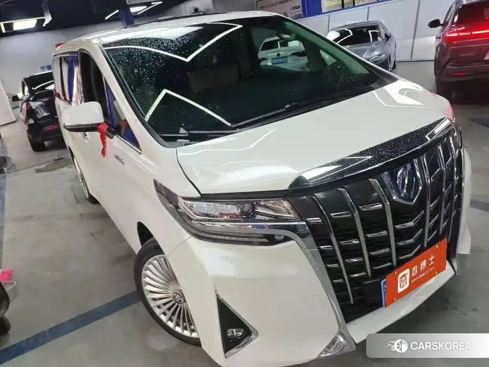 Toyota Alphard id 4545784 из Китая 9