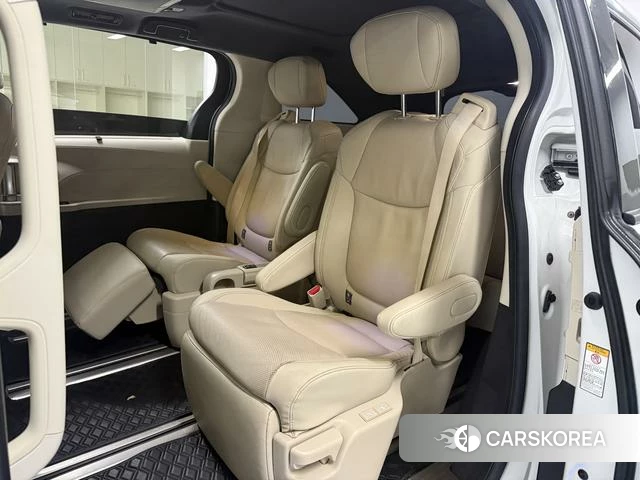Toyota Saina id 4273652 из Китая 19