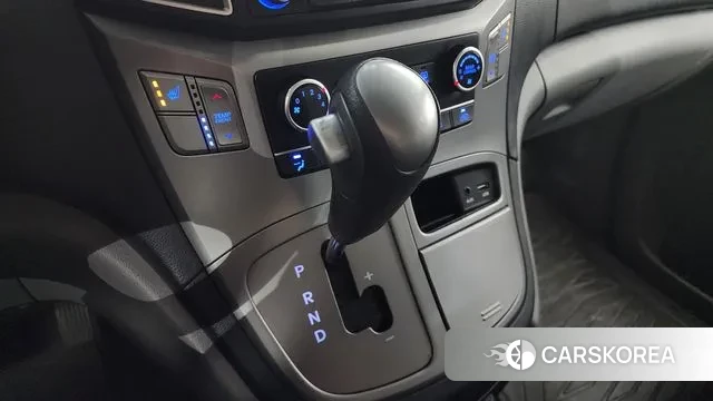 Hyundai The New Grand Starex id 3149314 из Кореи 19