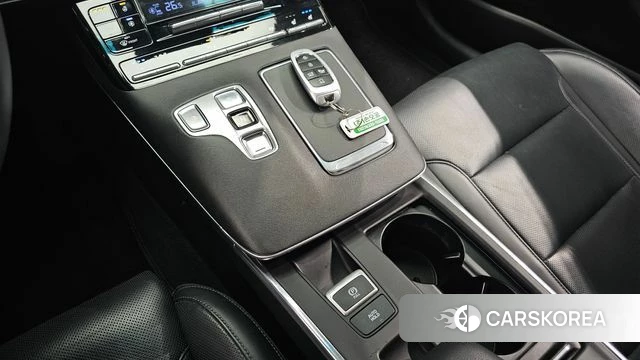 Hyundai The New Grandeur IG Hybrid id 3871701 из Кореи 19