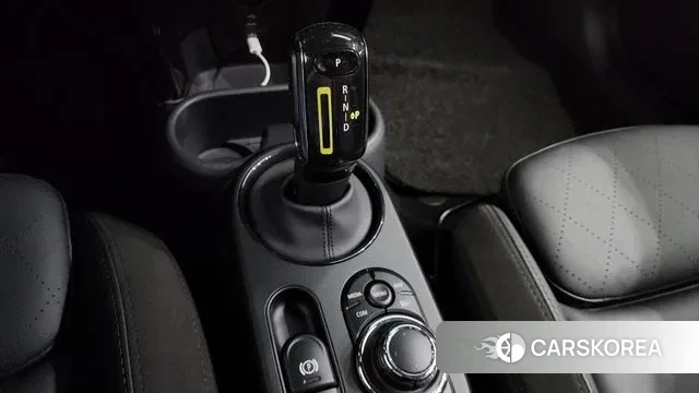 Mini Cooper Electric id 2969163 из Кореи 19