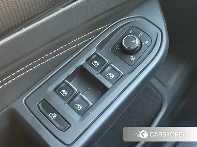 Volkswagen Golf id 4271650 из Китая 34