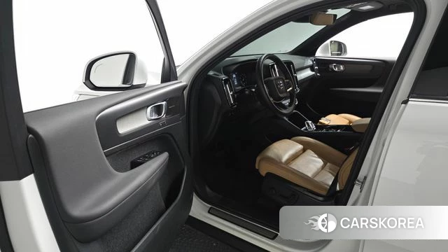 Volvo XC40 id 4376791 из Кореи 30