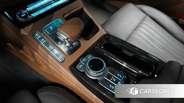 Genesis G90 id 4865018 из Кореи 31