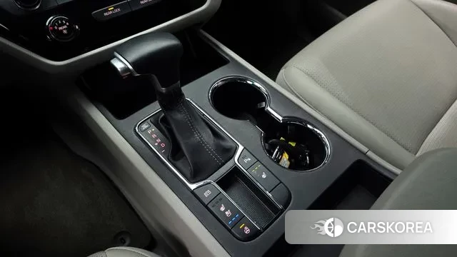 Kia The New Carnival id 3666457 из Кореи 19