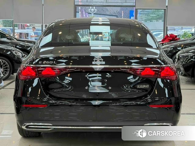 Mercedes-Benz E-class id 4380653 из Китая 19