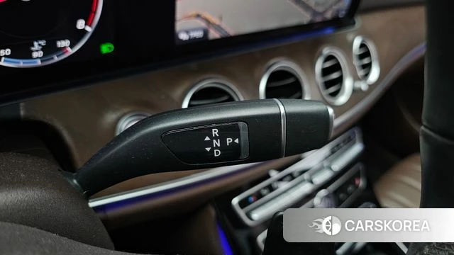 Mercedes-Benz E-Class W213 id 4620493 из Кореи 32