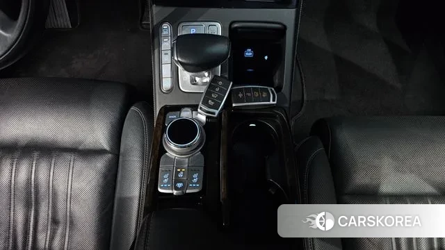 Genesis G90 id 3520095 из Кореи 19