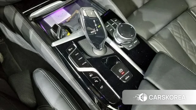 BMW 5 Series (G30) id 2925671 из Кореи 19