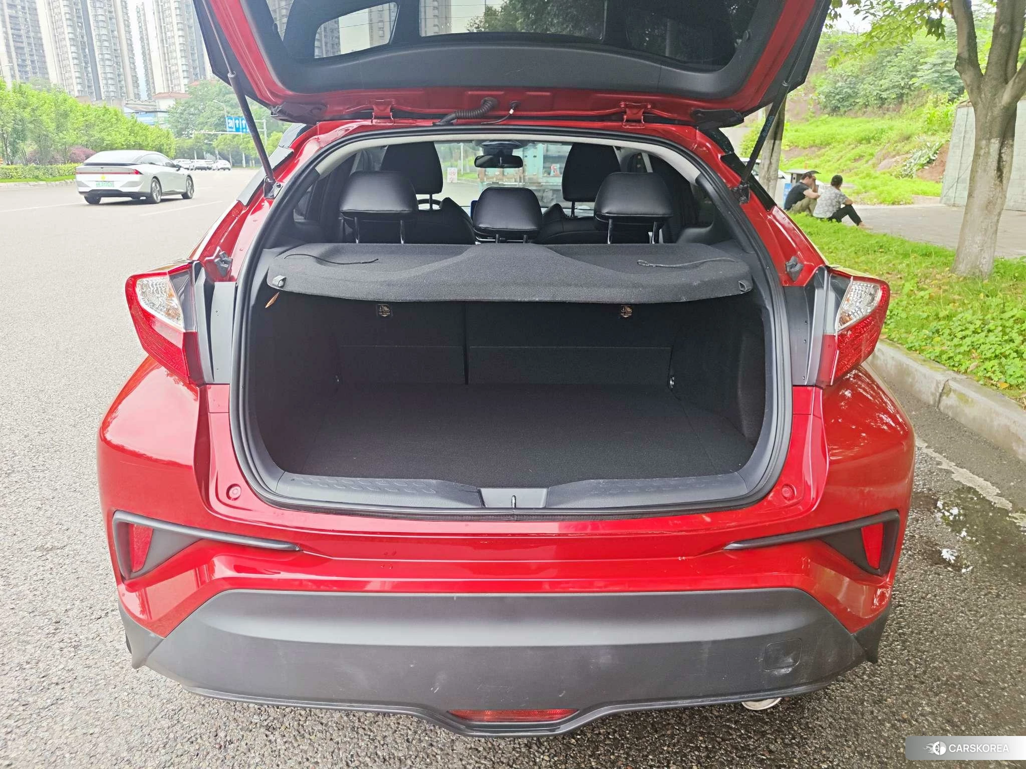 Toyota C-HR id 4452923 из Китая 25