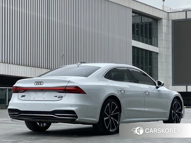 Audi A7L id 4274183 из Китая 9