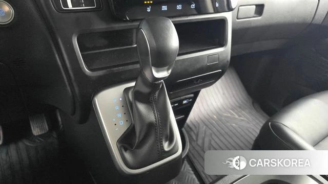 Hyundai Staria id 3818922 из Кореи 19