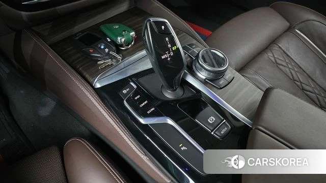 BMW 5 Series (G30) id 4459242 из Кореи 19