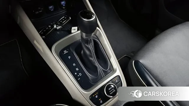 Hyundai Venue id 3313047 из Кореи 19