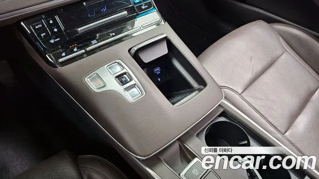 Hyundai The New Grandeur IG id 2392416 из Кореи 19