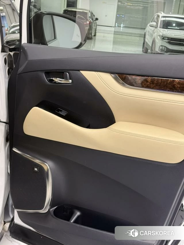 Toyota Elfa id 4307600 из Китая 15