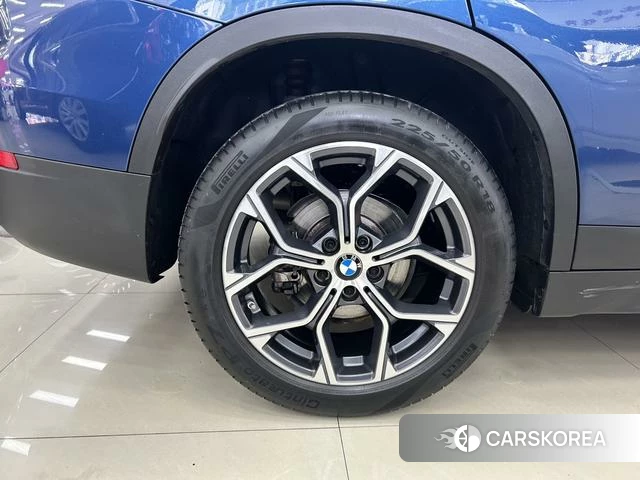 BMW X1 id 4297703 из Китая 9
