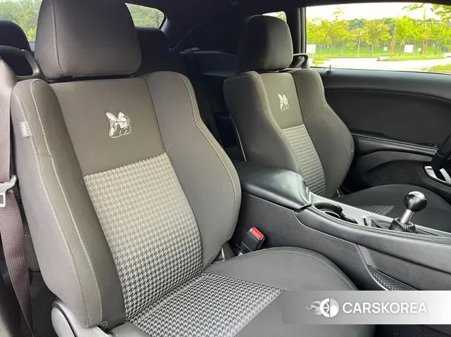 Dodge Challenger id 3707826 из Кореи 19