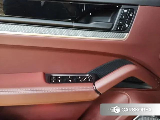 Porsche Cayenne (PO536) id 3321779 из Кореи 19