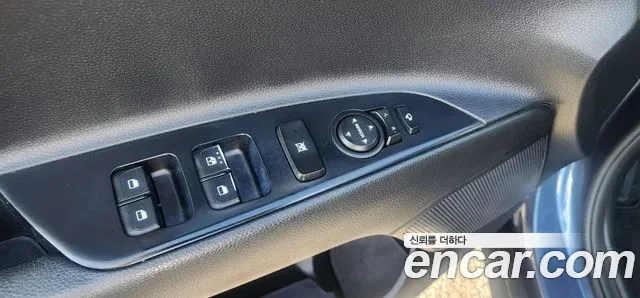 Kia Stonic id 2951537 из Кореи 19