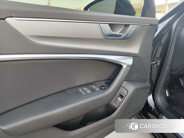 Audi A6L id 4301452 из Китая 11